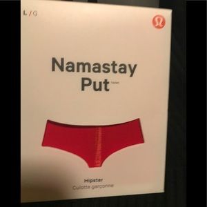 Lululemon Namastay Put hipster